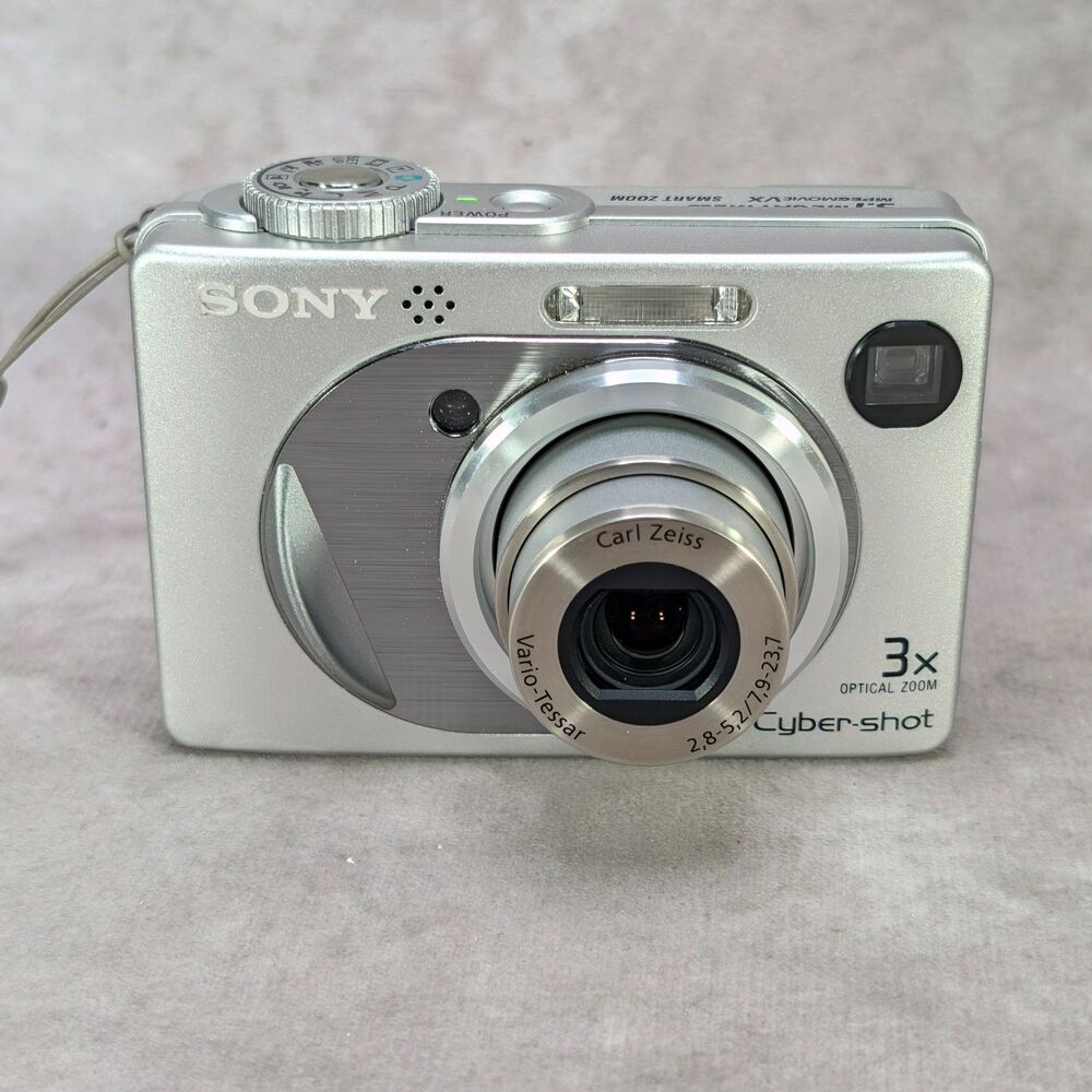 Sony Cyber-shot DSC-W1 5.1MP Digital Camera w/ 256MB Card & Lowepro Case Tested